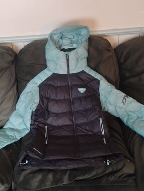 Light Blue & Dark Navy Insulated Hooded Puffer Jacket